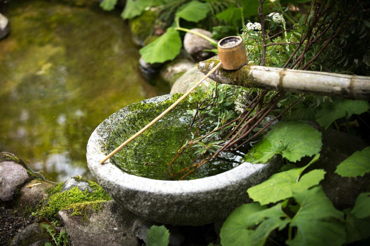 Yufuin Onsen Tsukanoma Luaran gambar