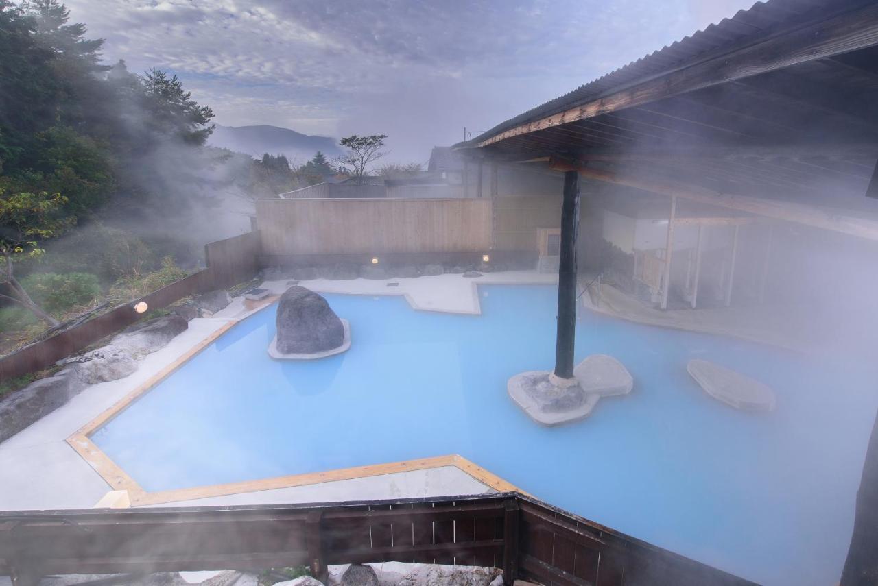 Yufuin Onsen Tsukanoma Luaran gambar