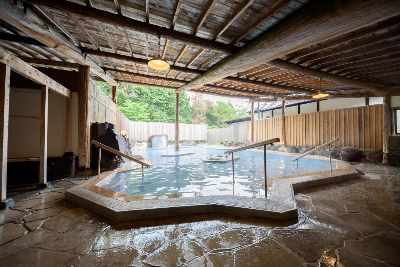 Yufuin Onsen Tsukanoma Luaran gambar
