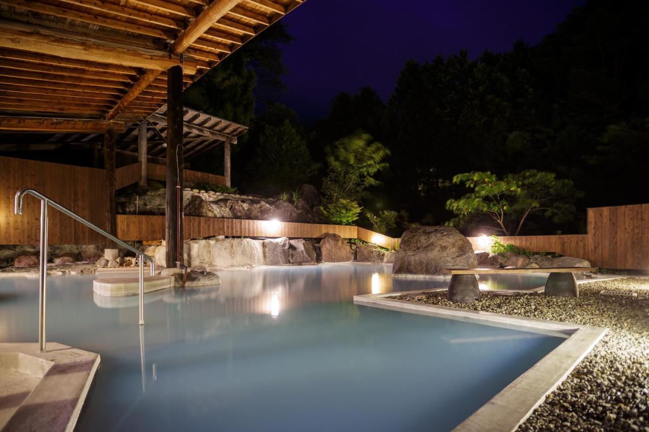 Yufuin Onsen Tsukanoma Luaran gambar